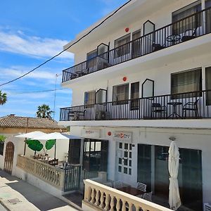 Seven Hostal
